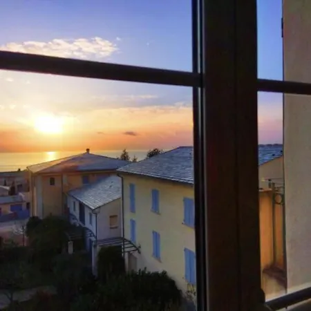 Appartement Beau T2 au calme à deux pas du port d'Erbalunga à Erbalunga  Extérieur photo